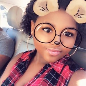 Meet your Posher, Najah